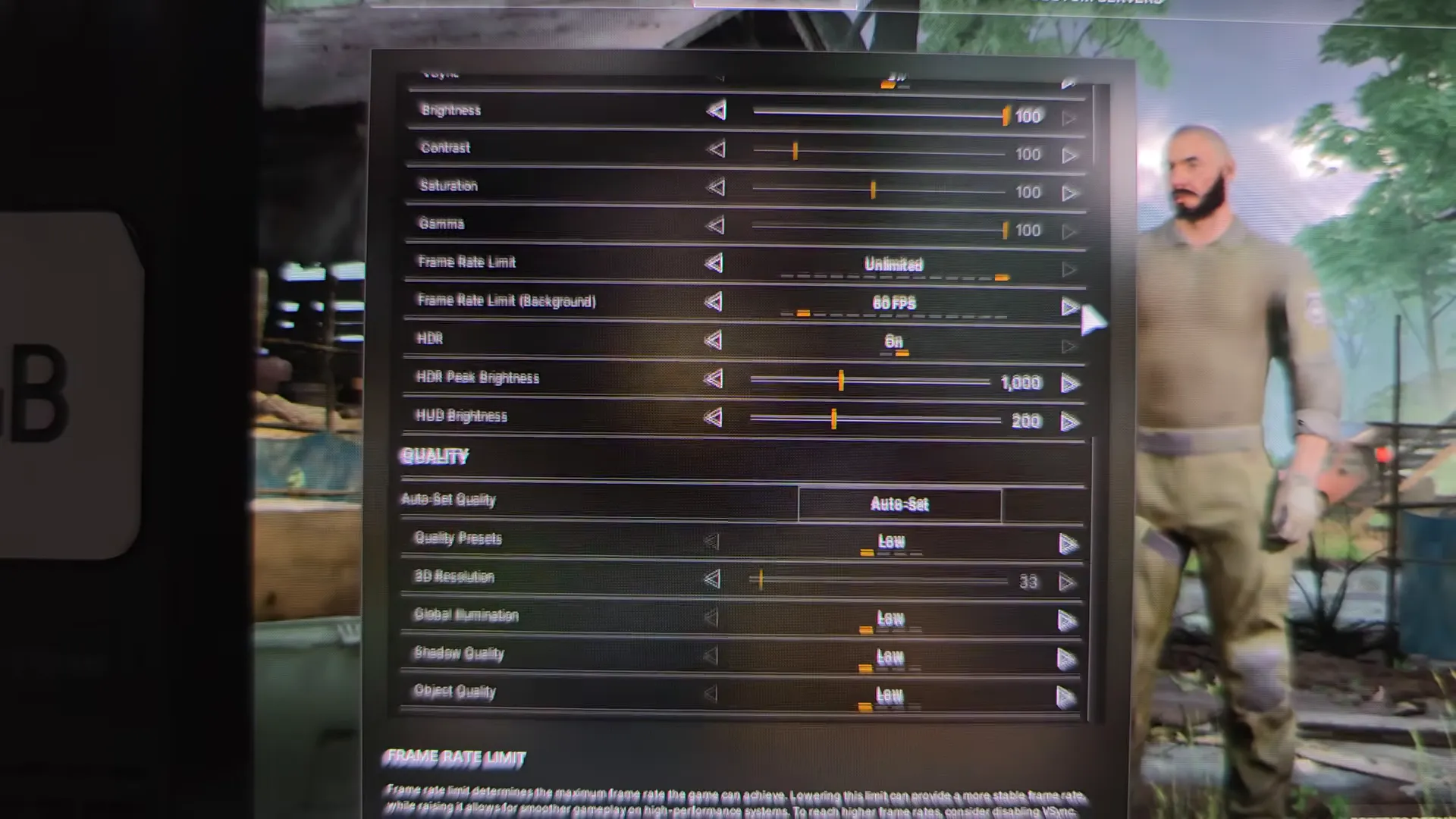 Gray Zone Warfare graphics menu with the quality preset on Low and 3D resolution at 33